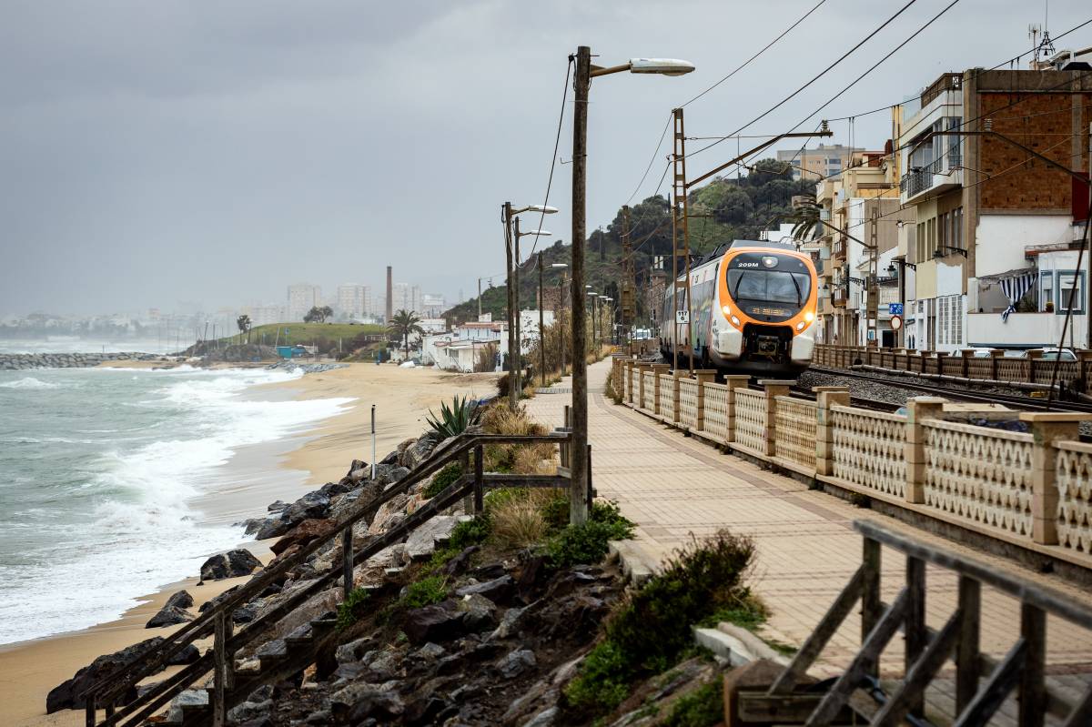Alteracions a les línies R1, R2 sud, R4 i R11 de Rodalies per una avaria de senyalització