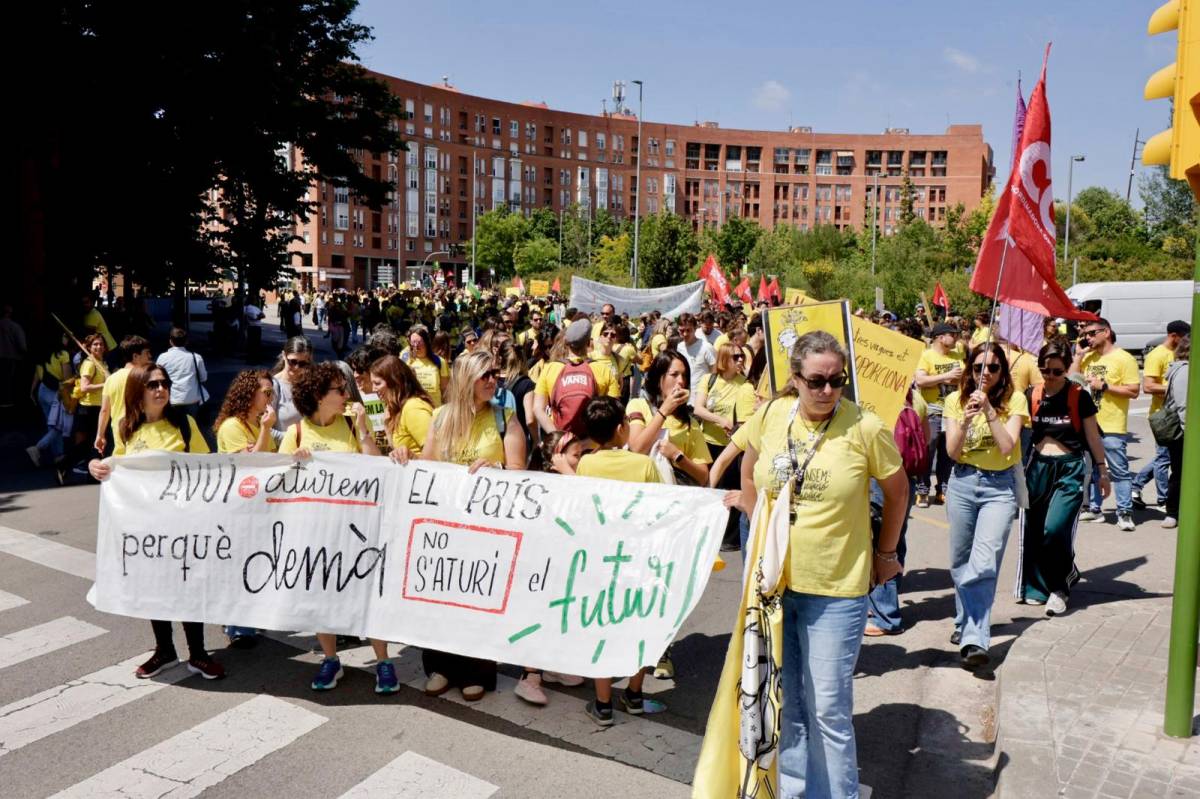 Manifestació del professorat del Vallès a Sabadell - JUANMA PELÁEZ Manifestació del professorat del Vallès a Sabadell