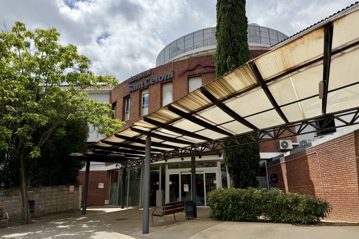 Metges i infermeres estrangers de Sant Celoni posen en pràctica el català