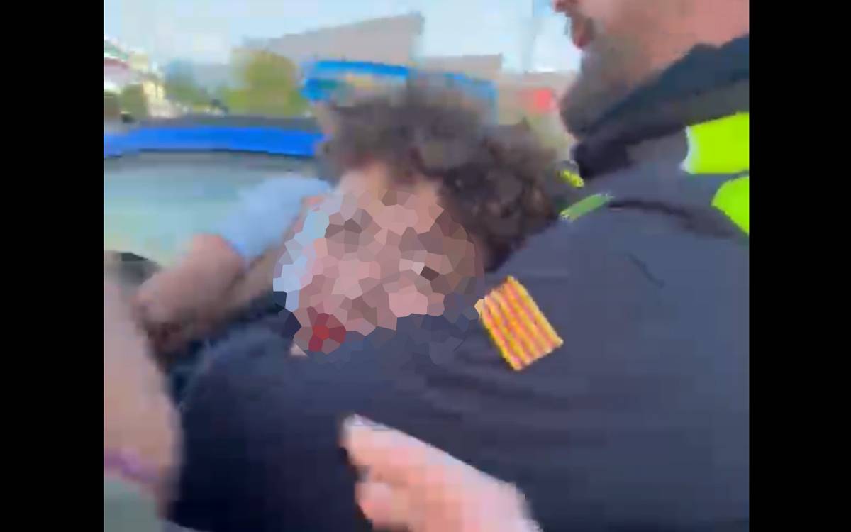 Enrenou per la detenció d'un menor que llançava pedres a les atraccions de la fira de Manresa