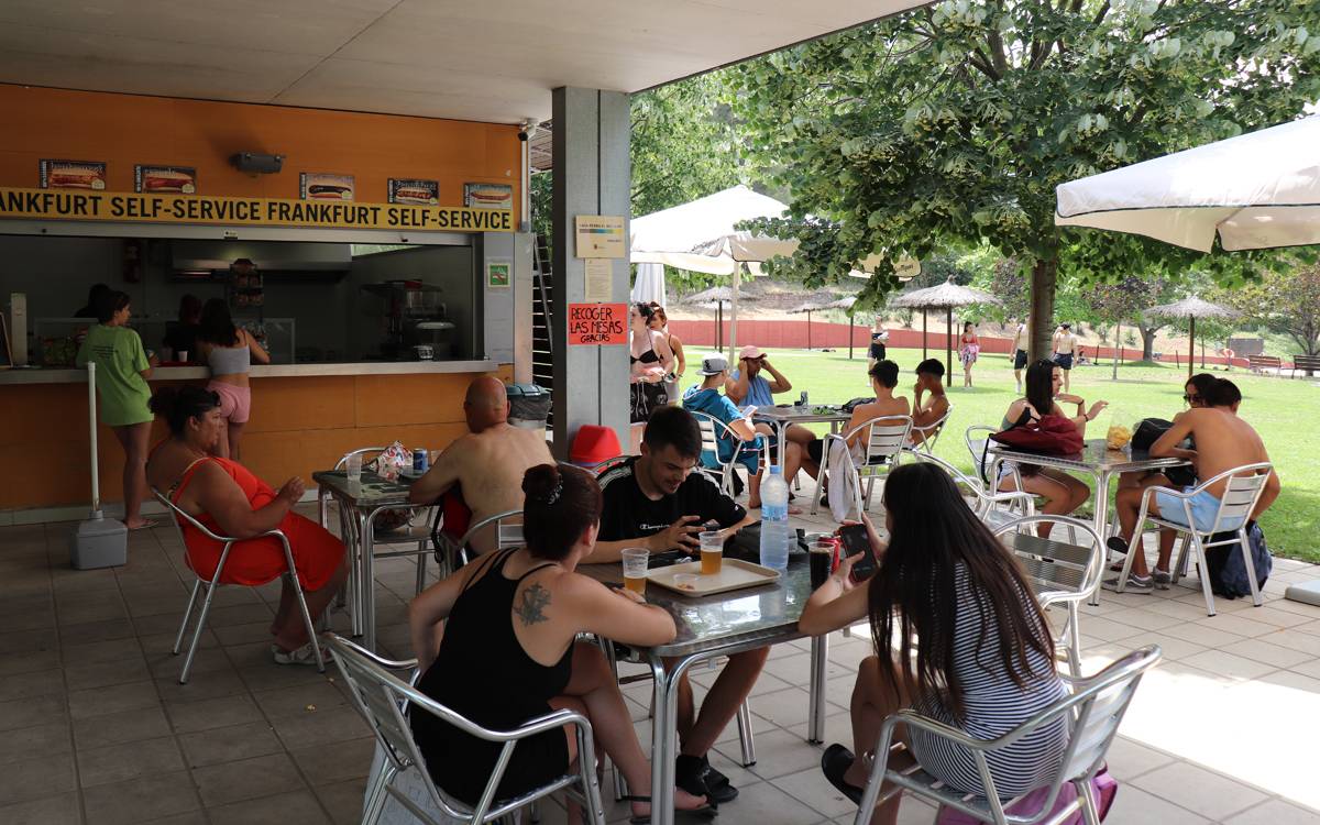 El Club de Dards de Sant Fruitós gestionarà el bar de les Piscines Municipals