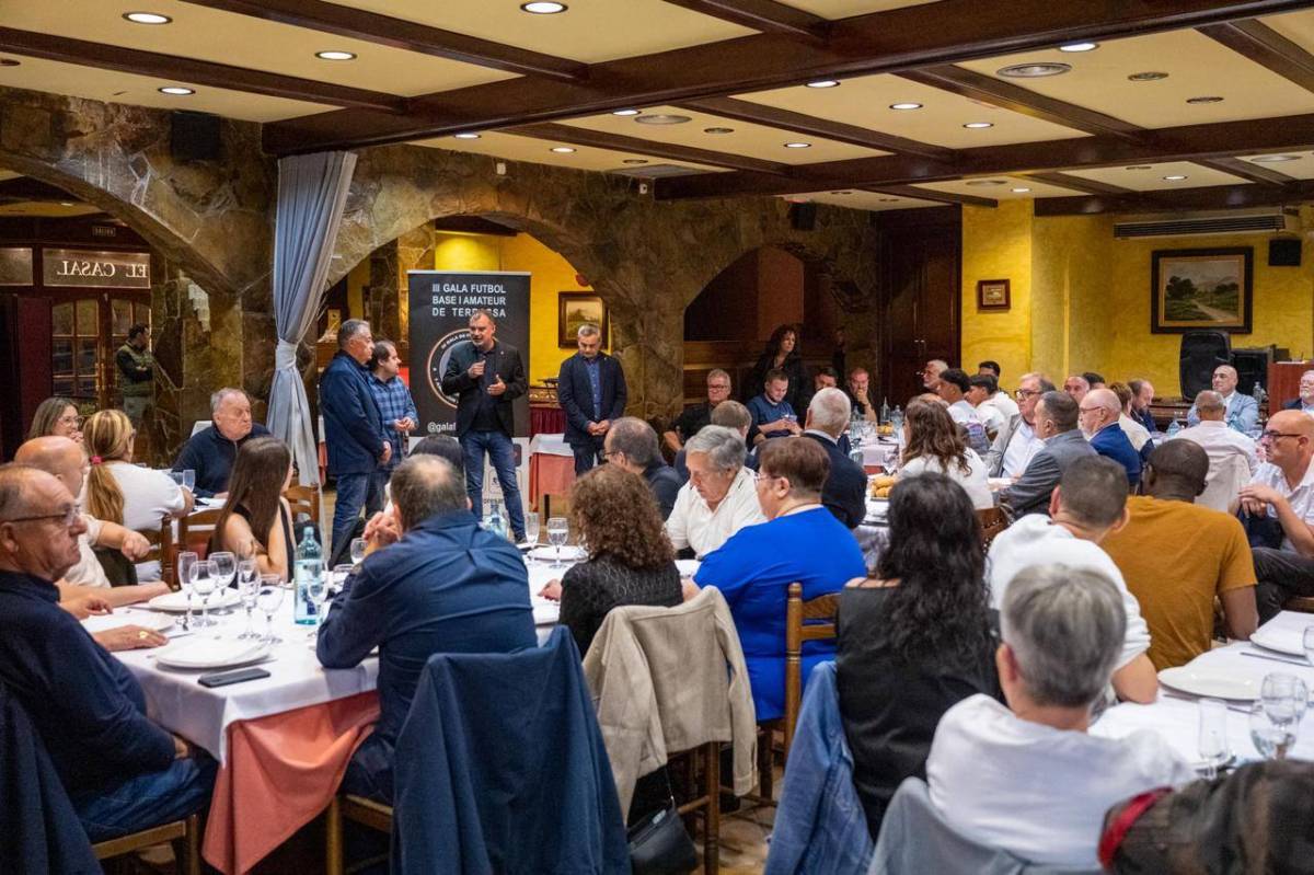 L'acte va reunir representants de tots els clubs de futbol de la ciutat - Gemma Miralda / Ajuntament de Terrassa 