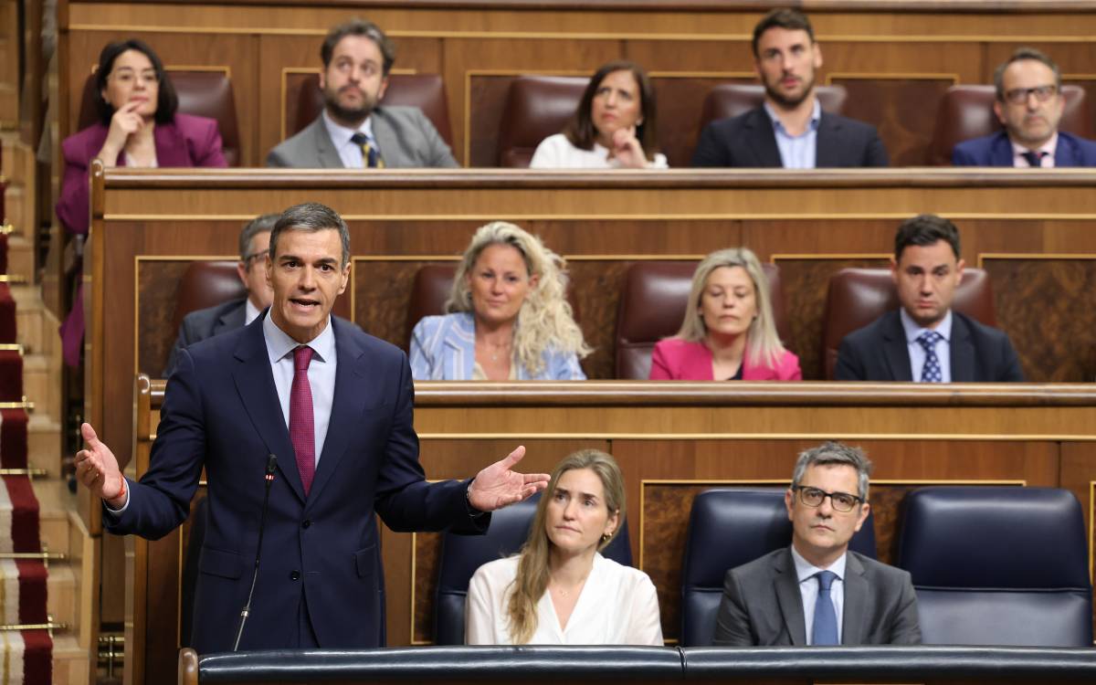Sánchez tanca files amb Zapatero: «Té tot el meu suport»