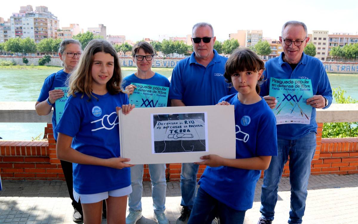 La 25a Piraguada de la PDE reivindica el salt generacional en la defensa del riu Ebre