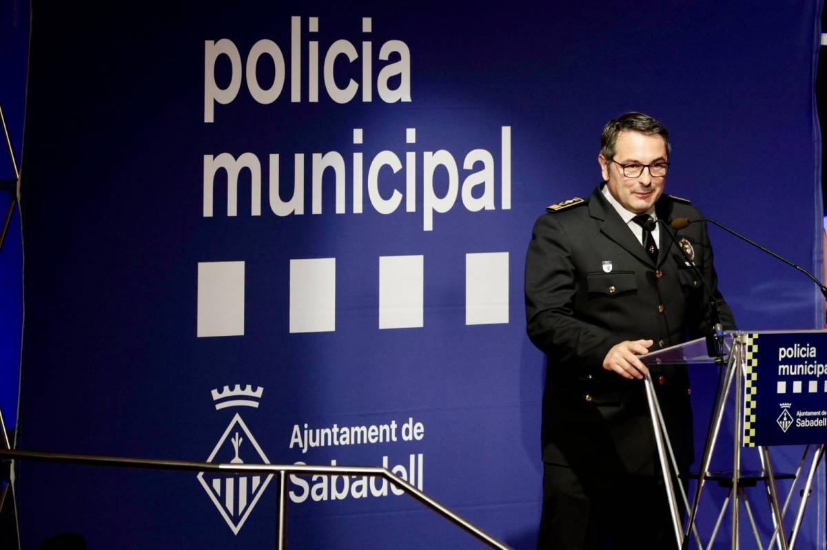 FOTOS | La Policia Municipal guardona els seus agents i col·laboradors: "Hi ha un gran potencial"