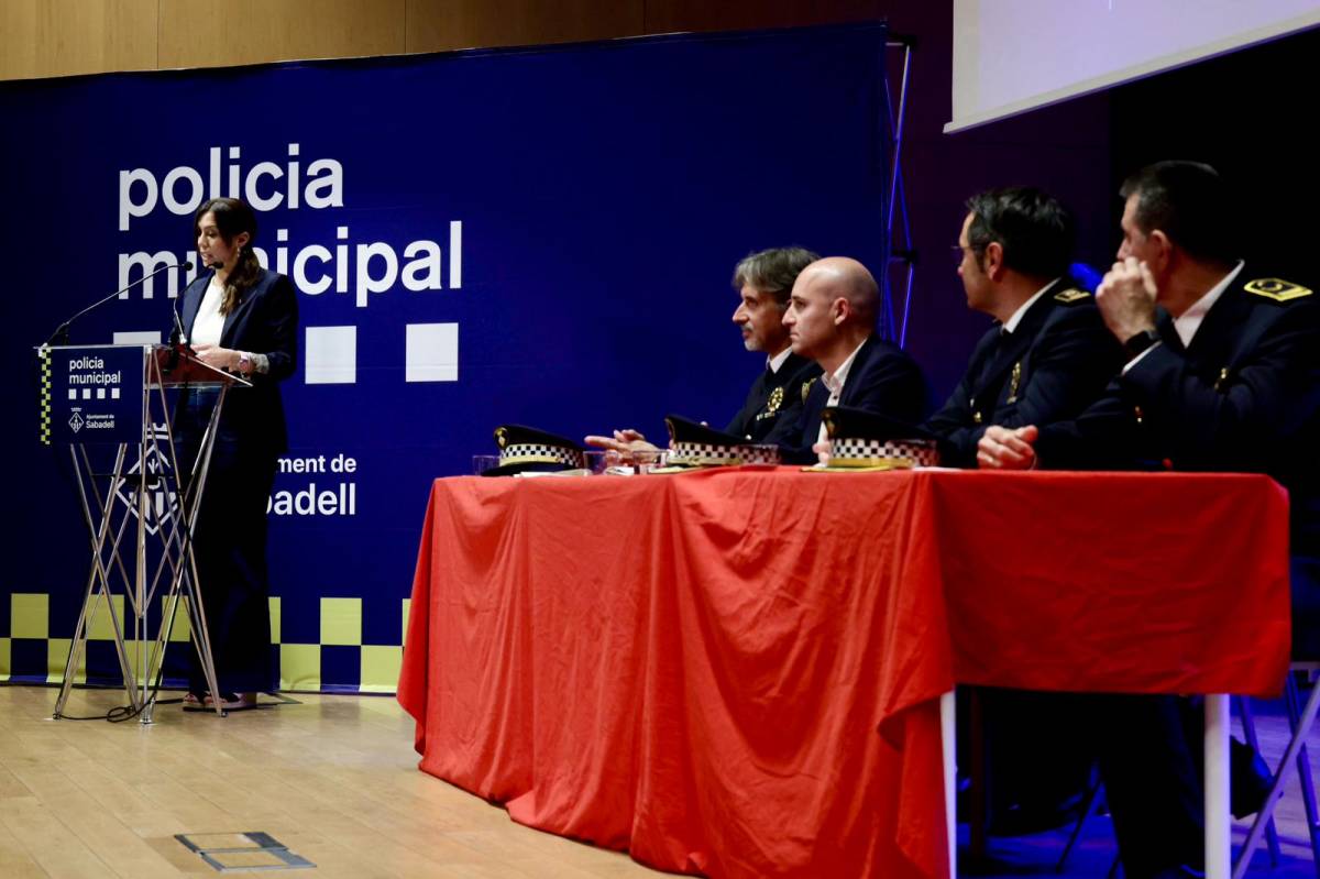 L`acte de la Policia Municipal d`aquest dimecres - Juanma Peláez L`acte de la Policia Municipal d`aquest dimecres