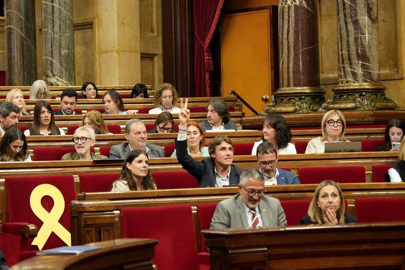 El Parlament rebutja exigir l'A2 de català per renovar la residència dels migrants regularitzats