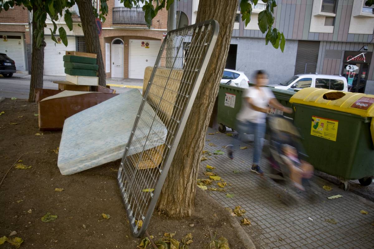  Ofensiva municipal per caçar els infractors dels abocaments de voluminosos: 