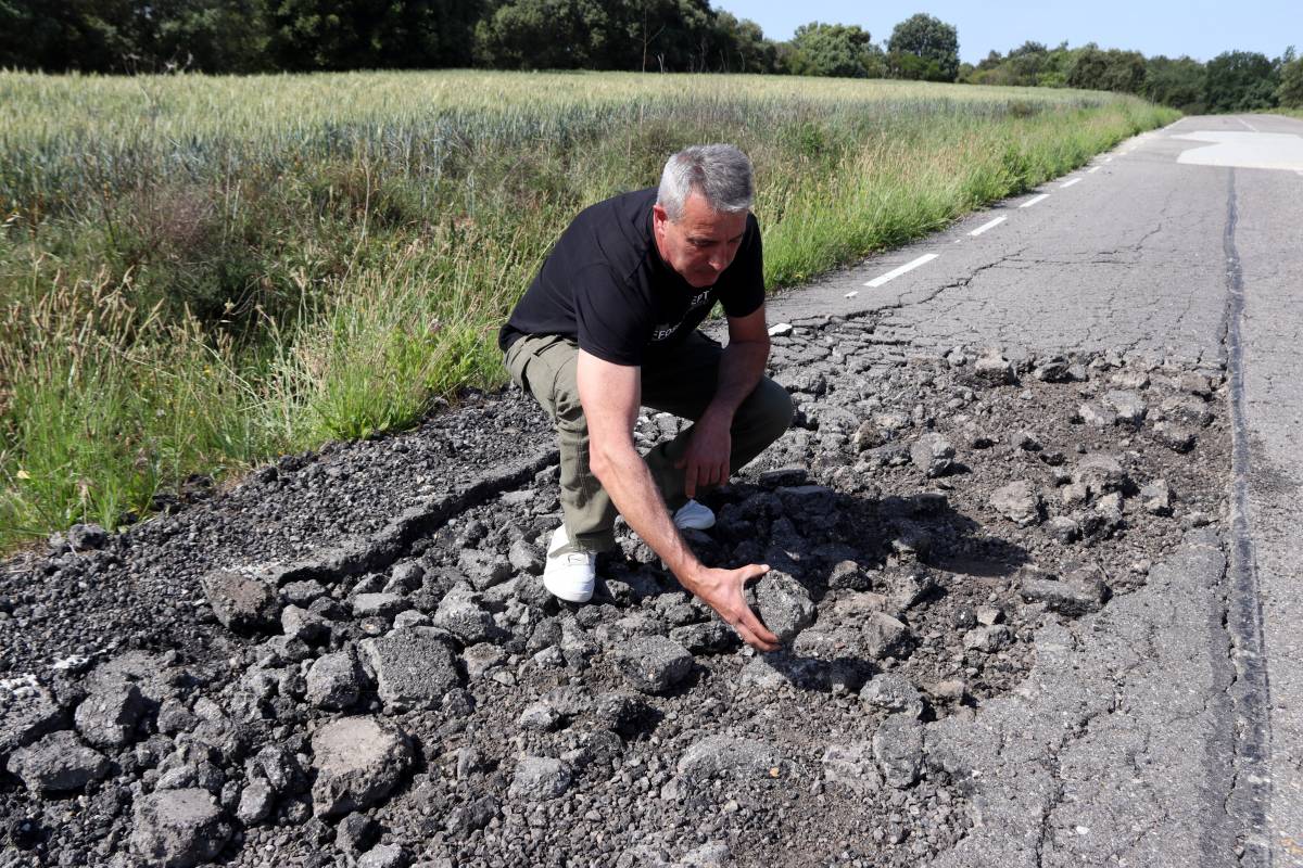 Pinós i Torà reclamen una actuació  «urgent» a la carretera d'Ardèvol: «És un perill constant»
