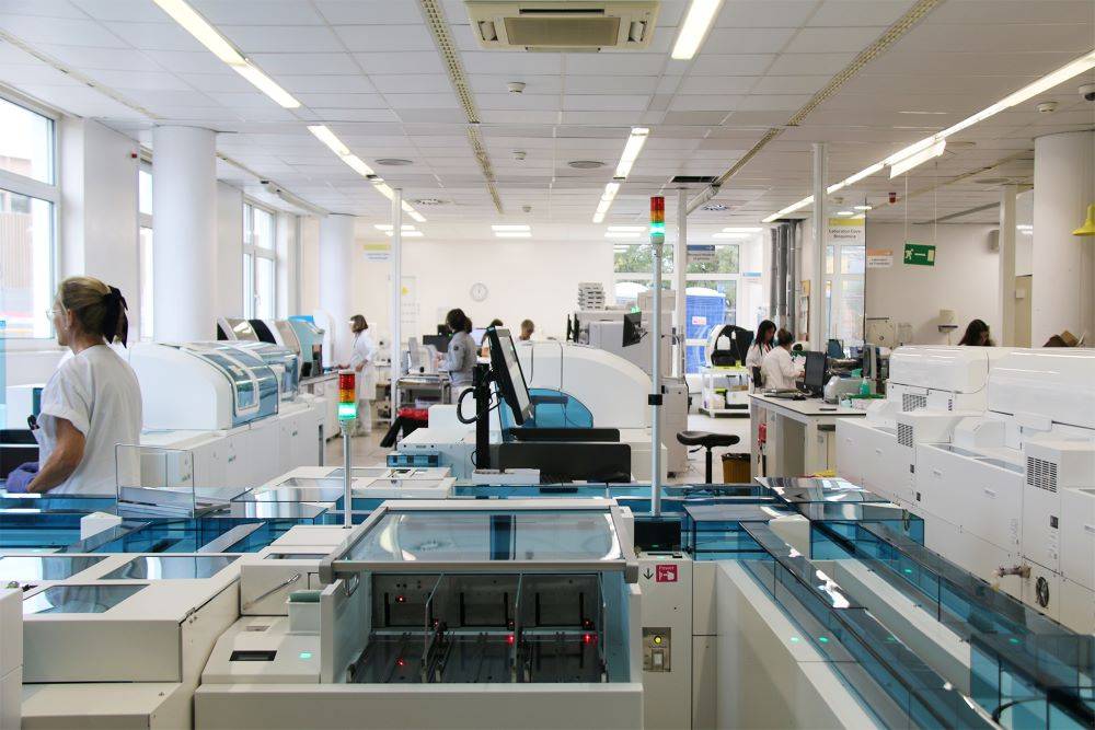 El primer laboratori clínic 
