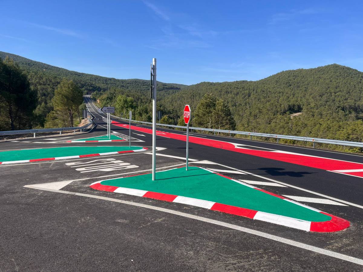 Finalitzen les obres de millora de la seguretat viària a l'encreuament de la C-14 i l'accés a Pinell del Solsonès