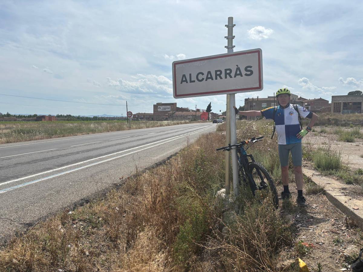 Casado, en el moment d`arribar a Alcarràs - CEDIDA Casado, en el moment d`arribar a Alcarràs
