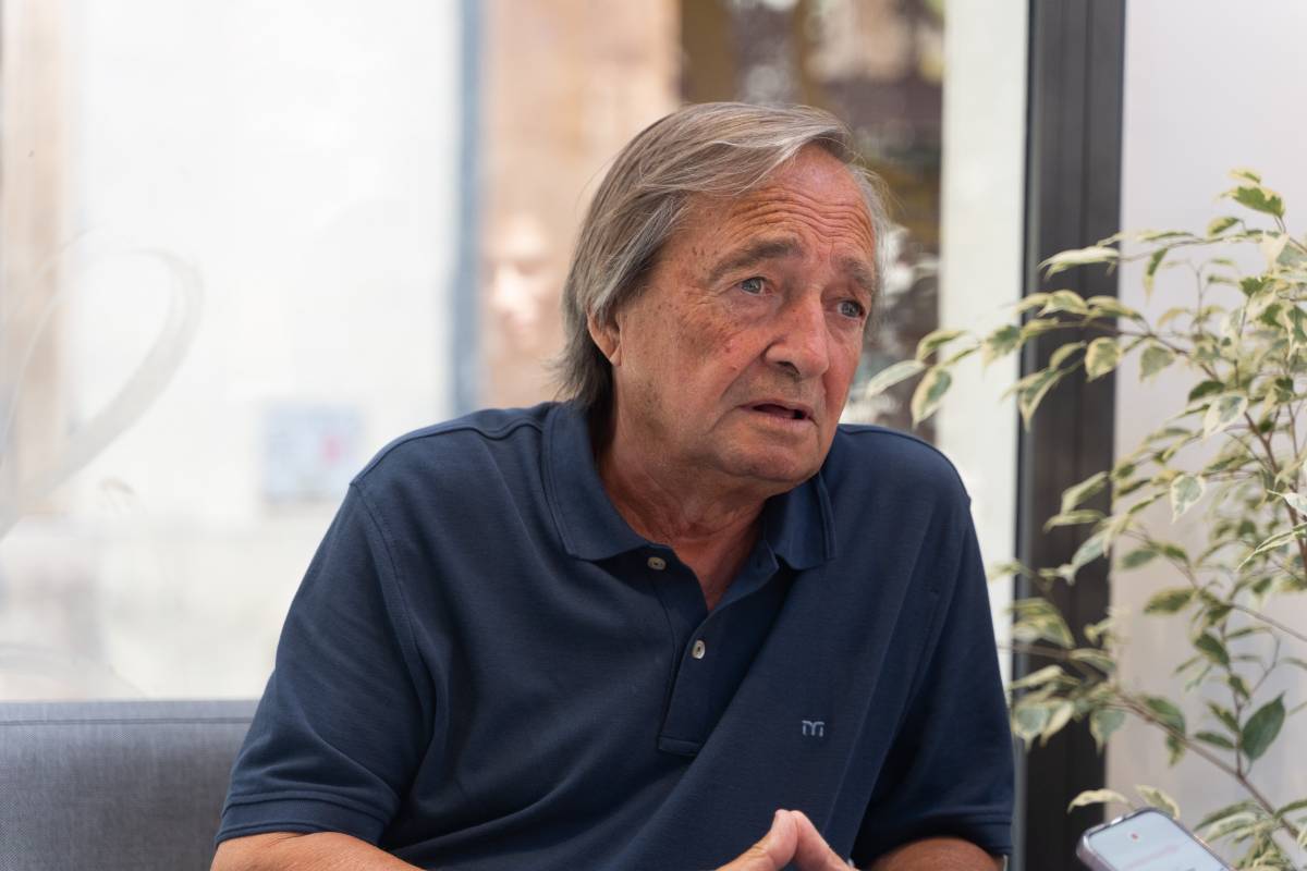 Bachs, durant l`entrevista amb el DS - David Chao Bachs, durant l`entrevista amb el DS