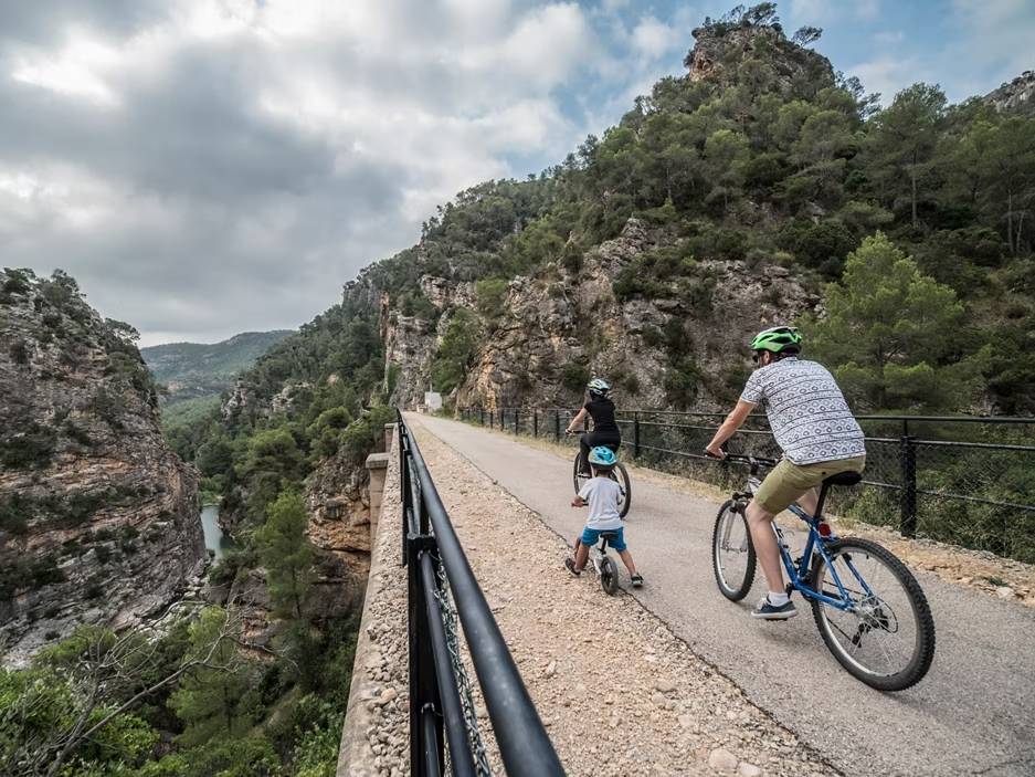 Via Verda de la Terra Alta - Turisme de Catalunya Via Verda de la Terra Alta
