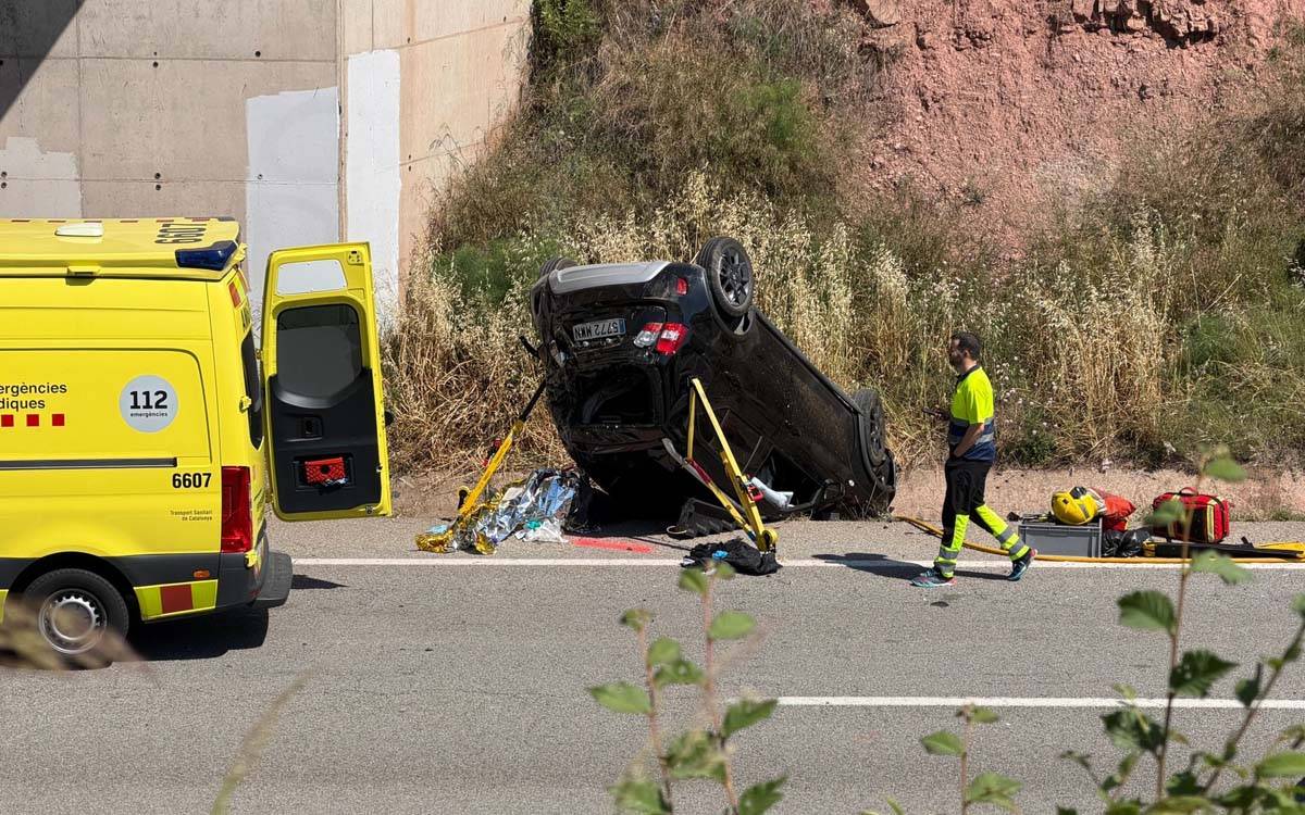 Un motorista, ferit crític en un accident amb un turisme a la C-55 a Manresa