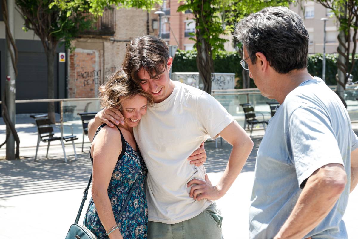Feia vuit mesos i vuit dies que els pares del Gerard Alvaré no l`havien vist - Lluís Clotet Feia vuit mesos i vuit dies que els pares del Gerard Alvaré no l`havien vist