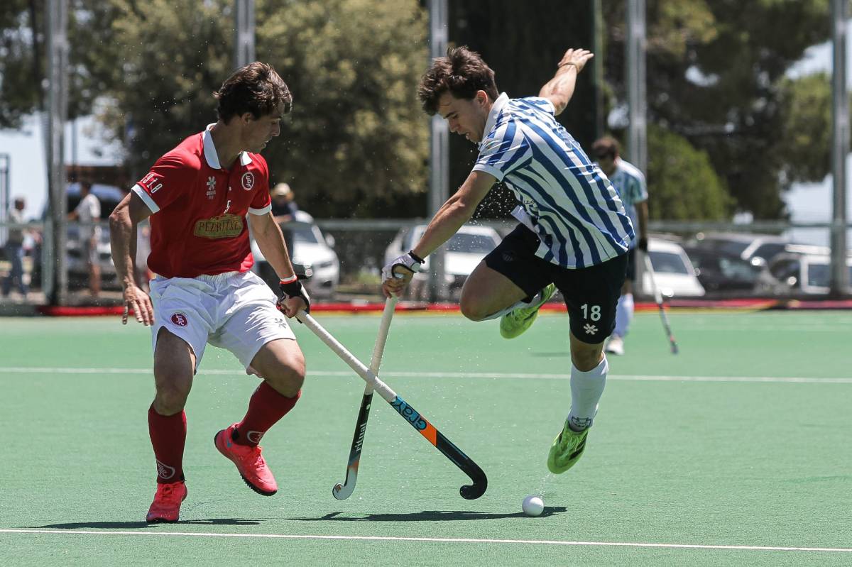 L'Atlètic guanya per 1 a 3 al Barça i jugarà contra el Club de Campo les semifinals