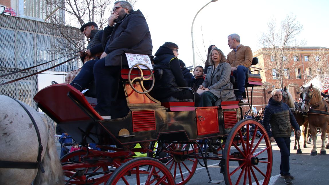 Sant Andreu es vesteix de gala per commemorar els 200 anys dels Tres Tombs