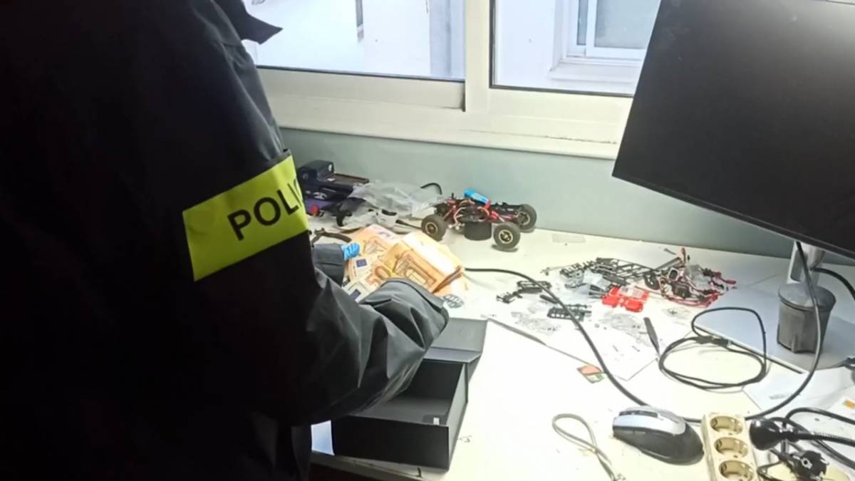 Tres detinguts a Sabadell i Sentmenat per una gran plantació de marihuana