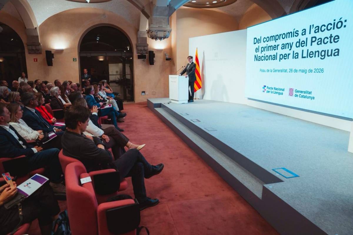 Illa s'alia amb sindicats i patronals pel català a l'empresa: «Mantenim l'ambició intacta»
