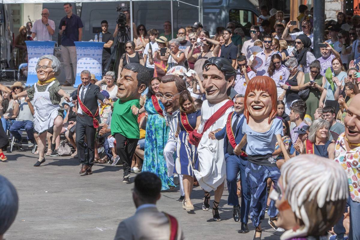 Revés a Vox: un informe avala que les colles triïn amb qui ballen