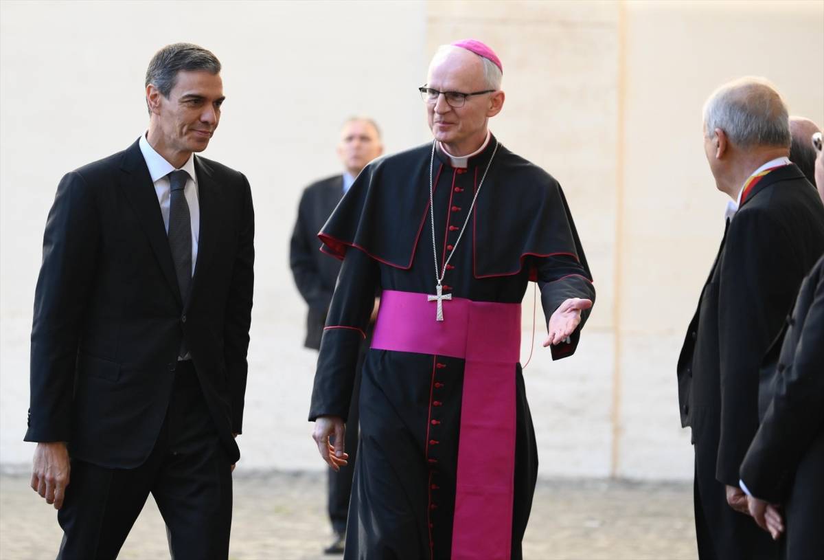 Sánchez no s'immuta davant les múltiples crisis al PSOE i tanca la porta a convocar eleccions