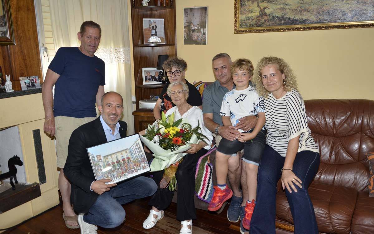 Manresa felicita Maria Pubill Balart pel seu centenari