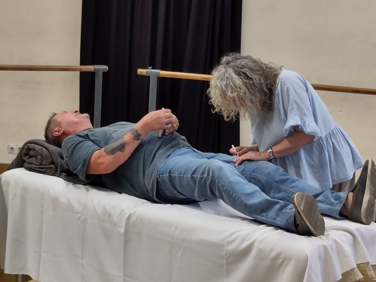 Homenatge teatral a les víctimes que pateixen la guerra, a Espai Àgora
