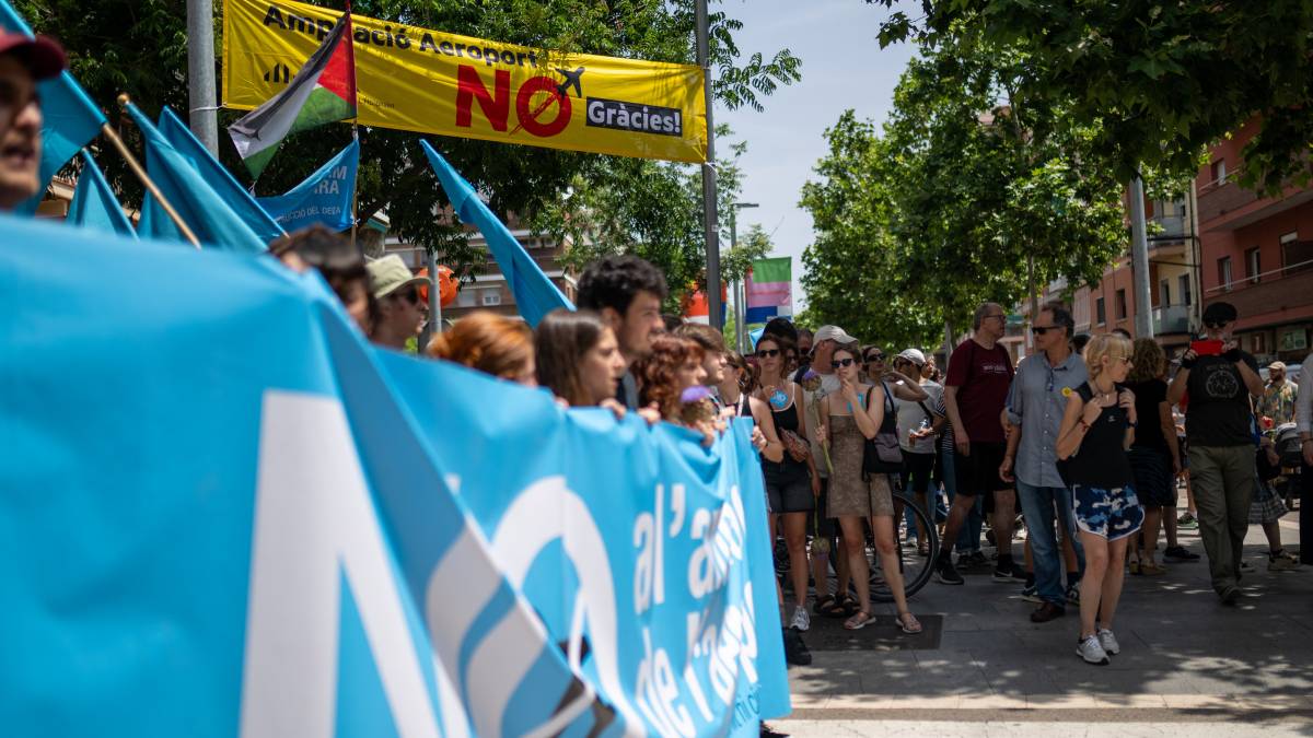 Les mobilitzacions contra l'ampliació de l'aeroport tornaran al setembre
