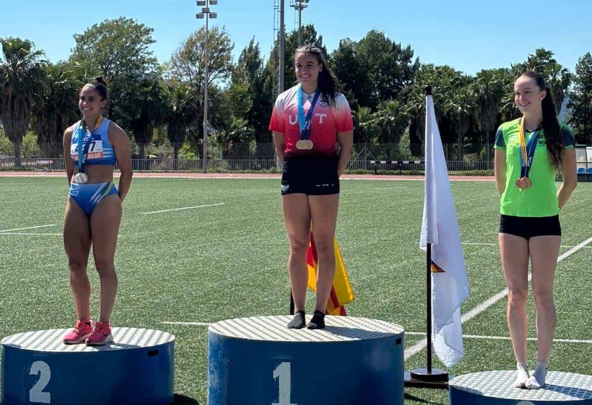 La jove atleta de la JAS que ha batut un rècord de Sabadell amb més de trenta anys d'antiguitat