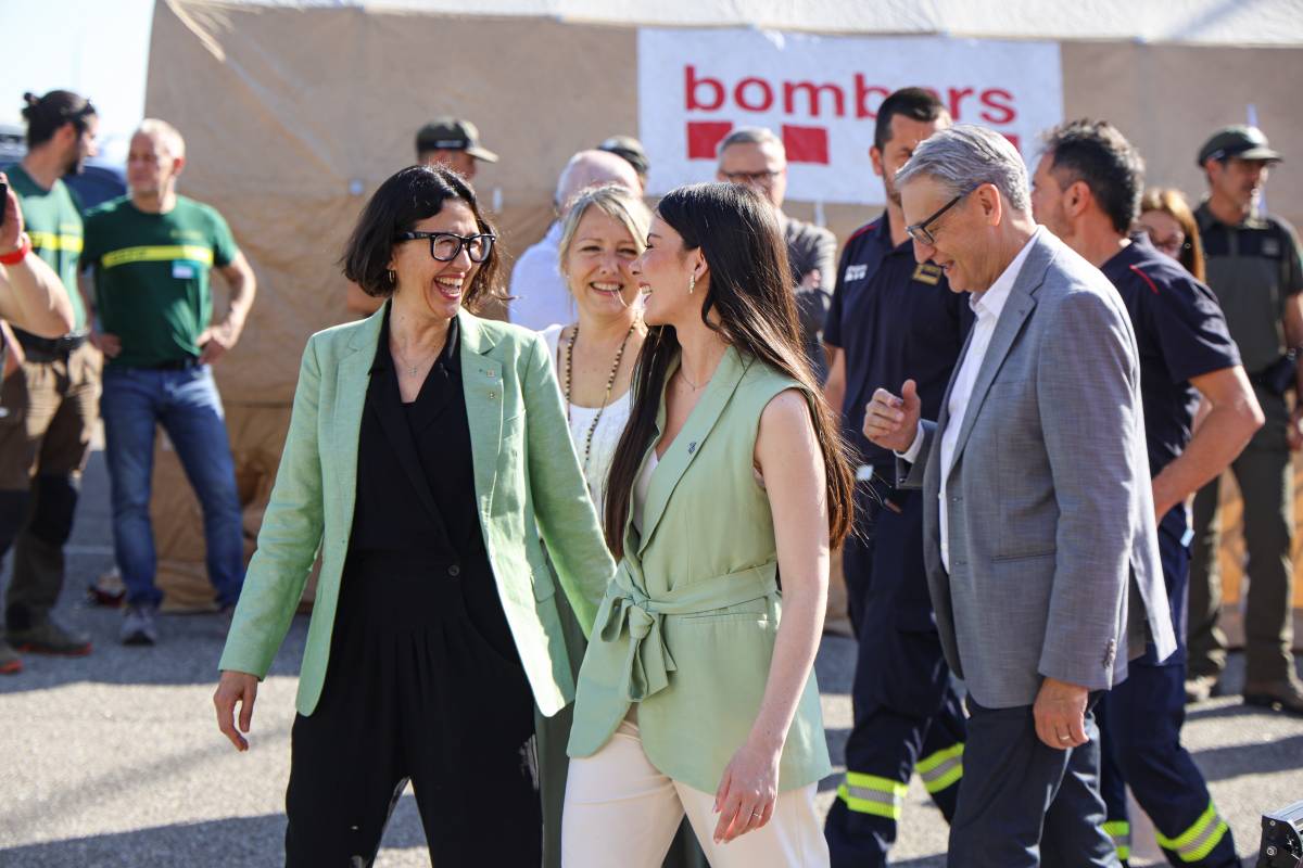 La consellera d`Interior i Seguretat Pública, Núria Parlon, a l`Aeroport de Sabadell - Victor Castillo La consellera d`Interior i Seguretat Pública, Núria Parlon, a l`Aeroport de Sabadell