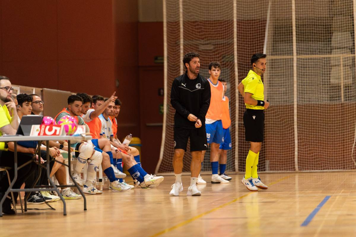 L`entrenador es va acomiadar del Club amb la derrota contra El Pozo - David Chao L`entrenador es va acomiadar del Club amb la derrota contra El Pozo