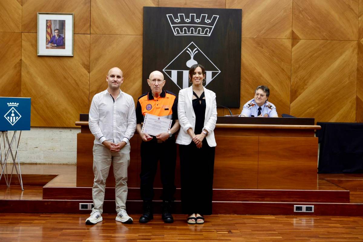 Rebuda institucional de l’Associació de Voluntaris de Protecció Civil de Sabadell BRAVO - Juanma Peláez Rebuda institucional de l’Associació de Voluntaris de Protecció Civil de Sabadell BRAVO
