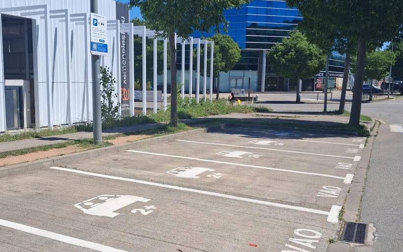 Despleguen a Vic una prova pilot d'aparcament d'alta ocupació per promoure l'ús del vehicle compartit