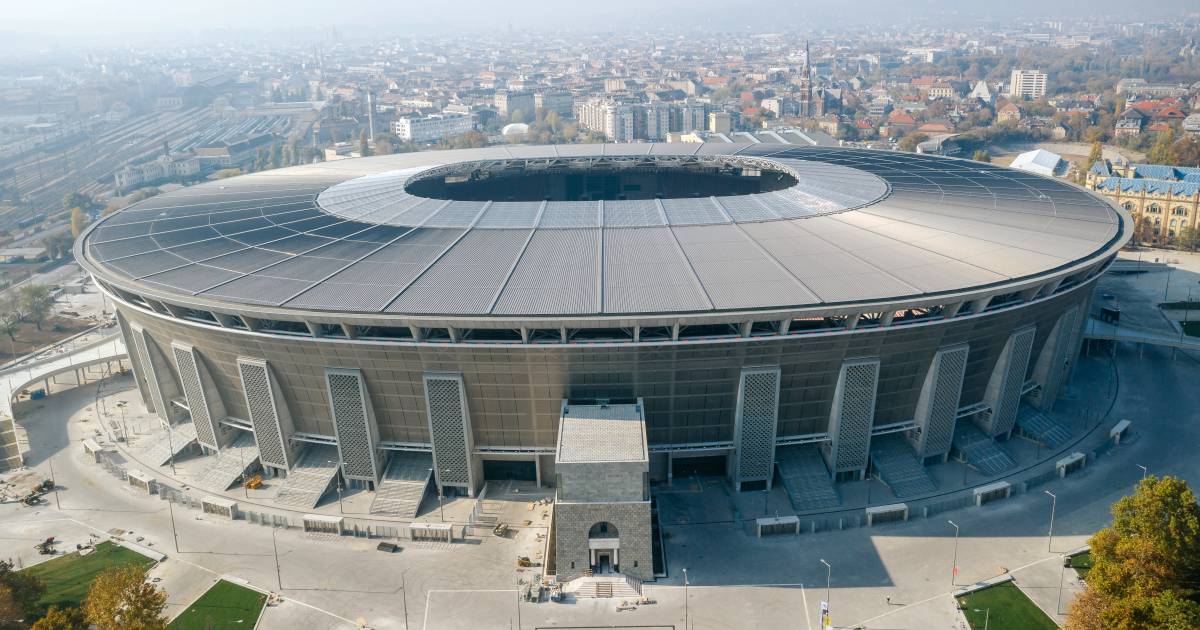 El flamant Puskás Arena, poc abans de la seva inauguració, el 2019
