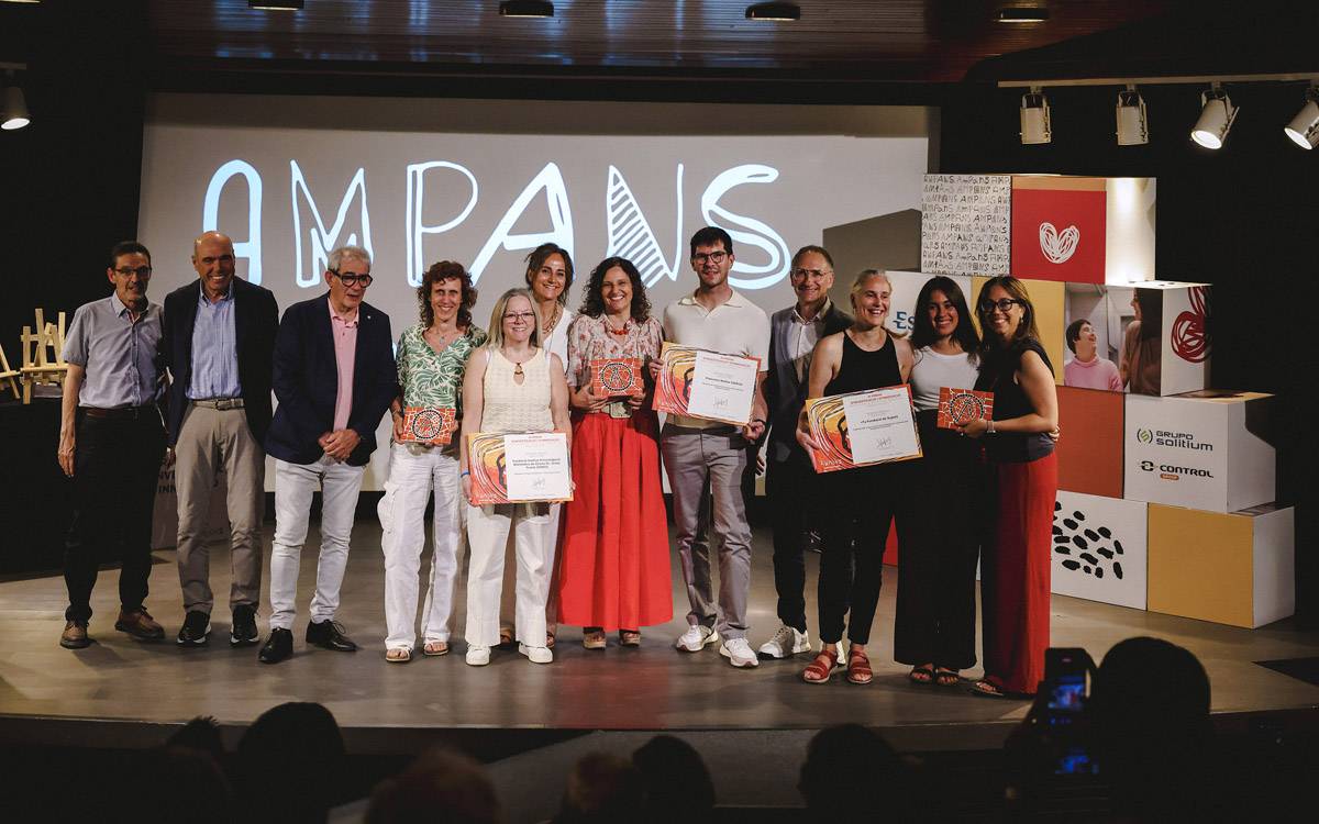 Ampans premia tres projectes innovadors per millorar l'autonomia de les persones amb discapacitat