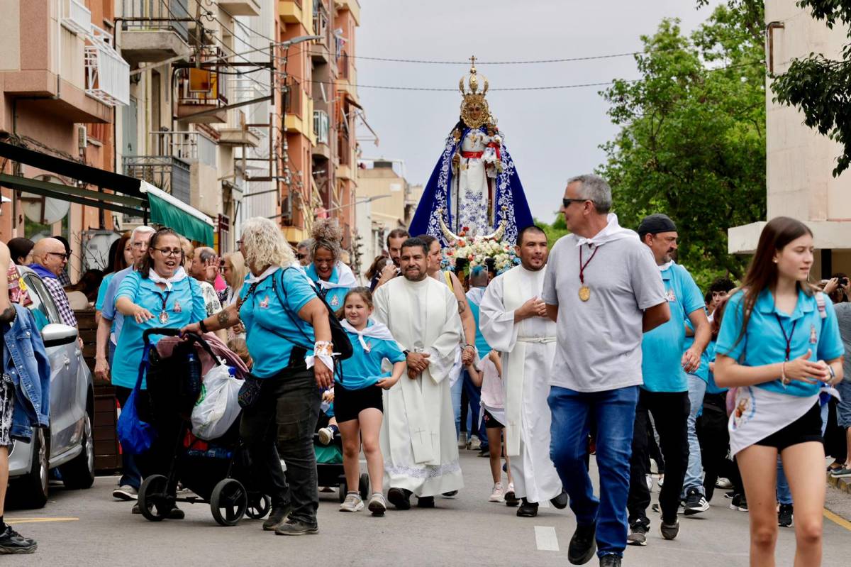 FOTOS | Ca n’Oriac viu una romeria de la Virgen de la Fuensanta adaptada per les restriccions però fidel a la tradició