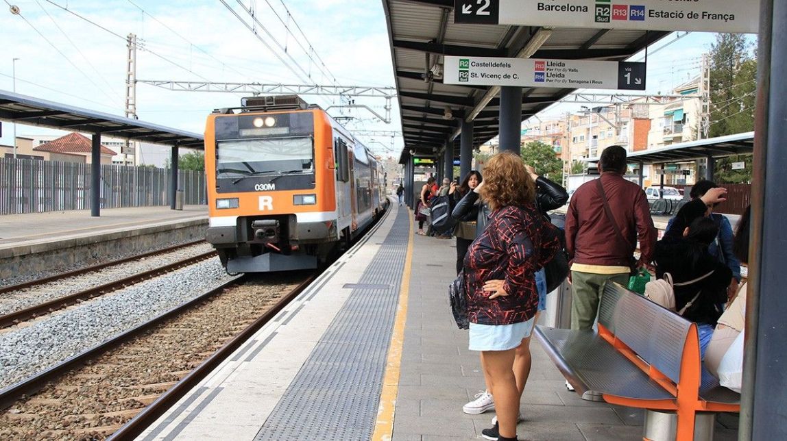 Suspesa la circulació de trens de Rodalies entre l'estació de Sants i Gavà fins dissabte