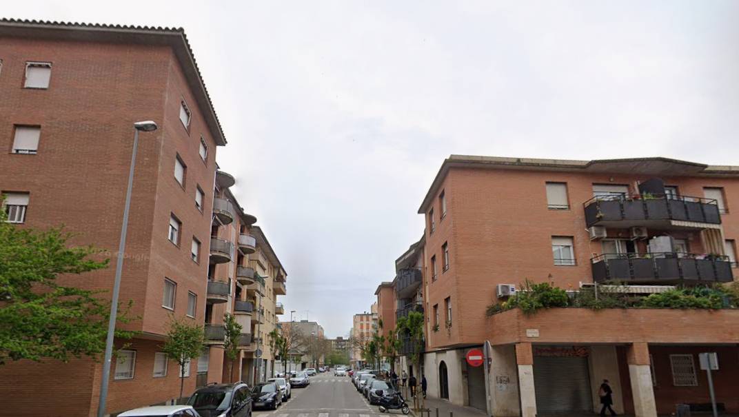Una dona, ferida greu per l'esfondrament d'una terrassa a Girona