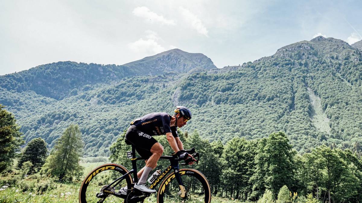 El sabadellenc, en una etapa de muntanya - Pinarello Q36.5 El sabadellenc, en una etapa de muntanya