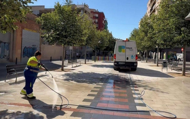 L'Ajuntament de Reus reforça el servei de neteja durant els mesos d'estiu