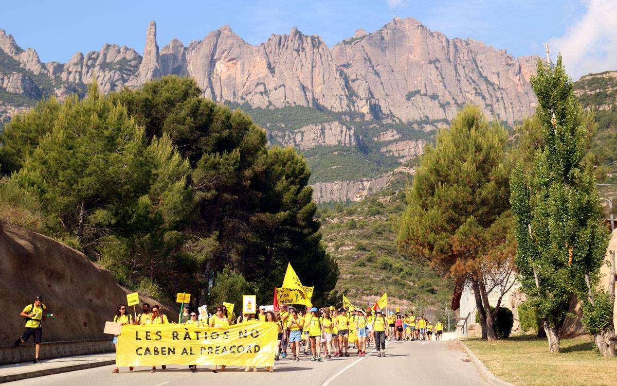 Marxa docent a Montserrat com a «preavís» abans de la visita del Papa
