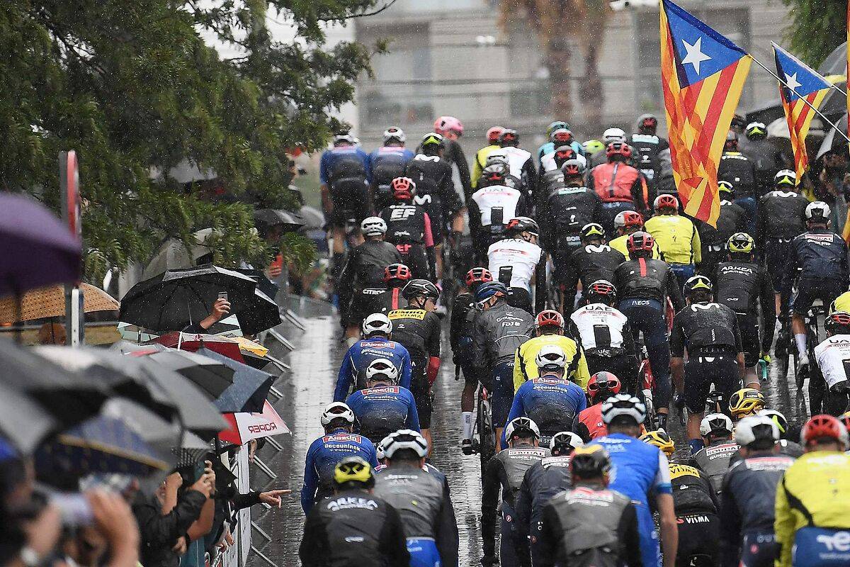 Òmnium inicia una campanya per omplir el Tour de França d’estelades