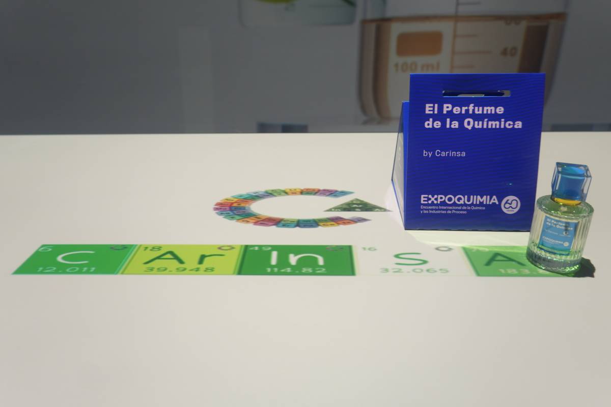 Carinsa crea el perfum de la química per celebrar el 60 aniversari d'Expoquímica 