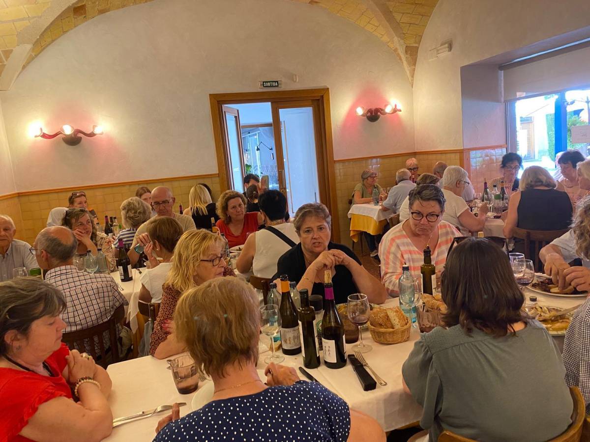 Sortida a Figueres I Empuriabrava del Centre de Formació de Persones Adultes del Solsonès - Sortida a Figueres I Empuriabrava del Centre de Formació de Persones Adultes del Solsonès