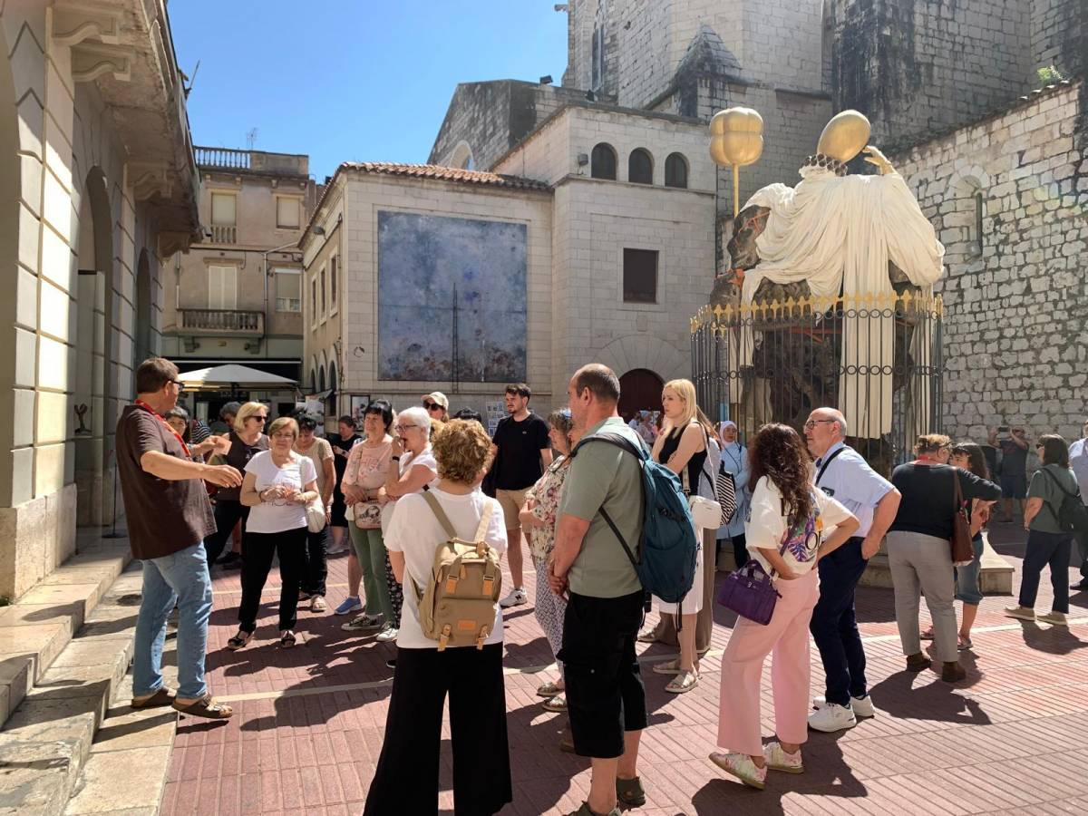 Sortida a Figueres I Empuriabrava del Centre de Formació de Persones Adultes del Solsonès - Sortida a Figueres I Empuriabrava del Centre de Formació de Persones Adultes del Solsonès