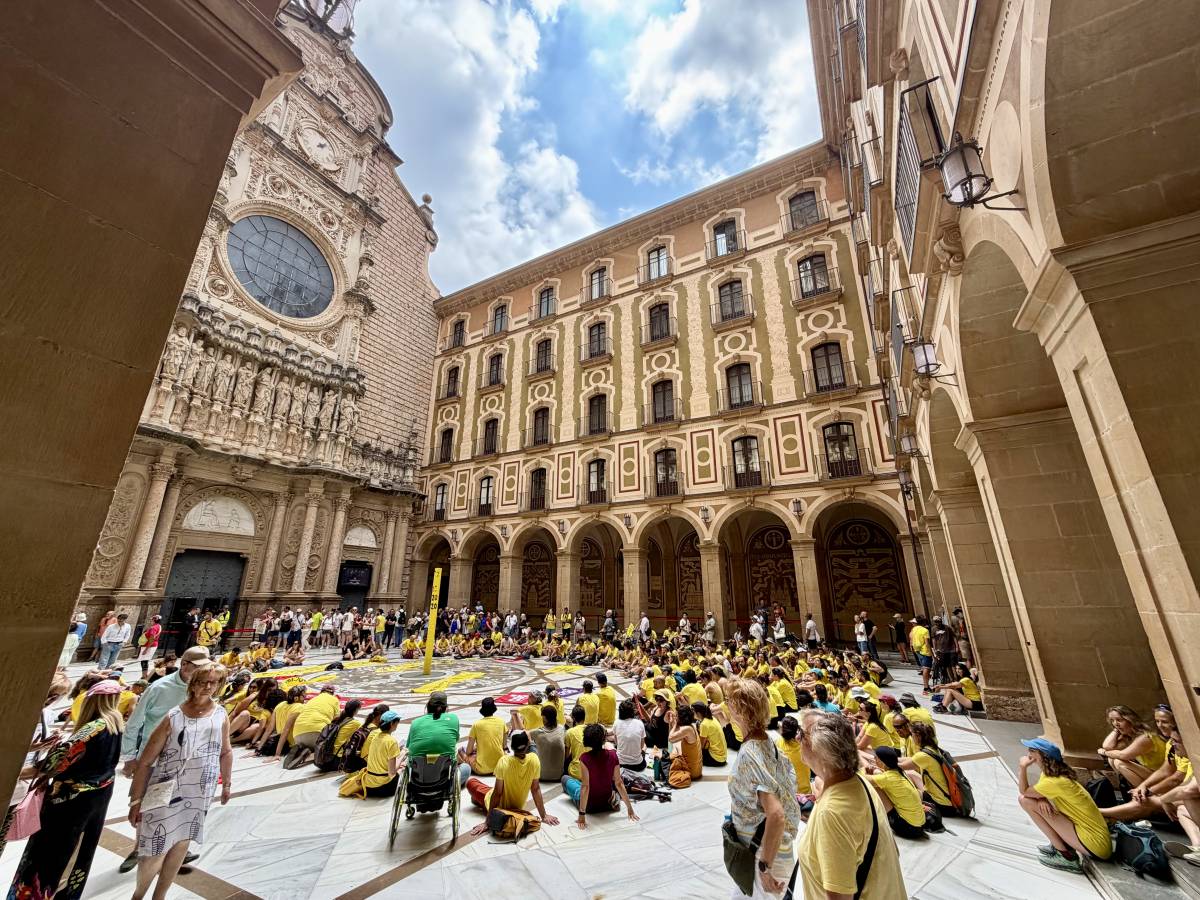 Assemblea de docents a l`atri de Montserrat aquest dilluns