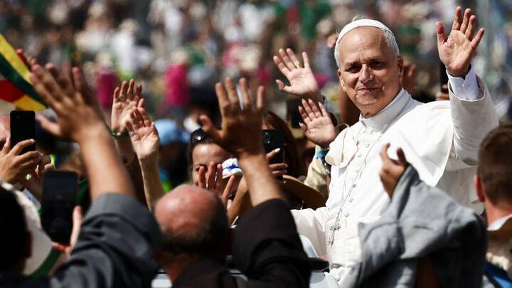 Veïns de Barcelona lloguen els balcons per veure el papa: «1.000€ per unes vistes privilegiades»