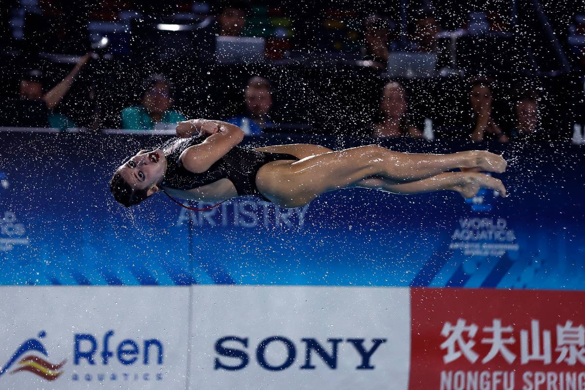 Txell Ferré vola i Eneko Sánchez enlluerna en el seu debut: cinc medalles sabadellenques a la Copa del Món d'artística