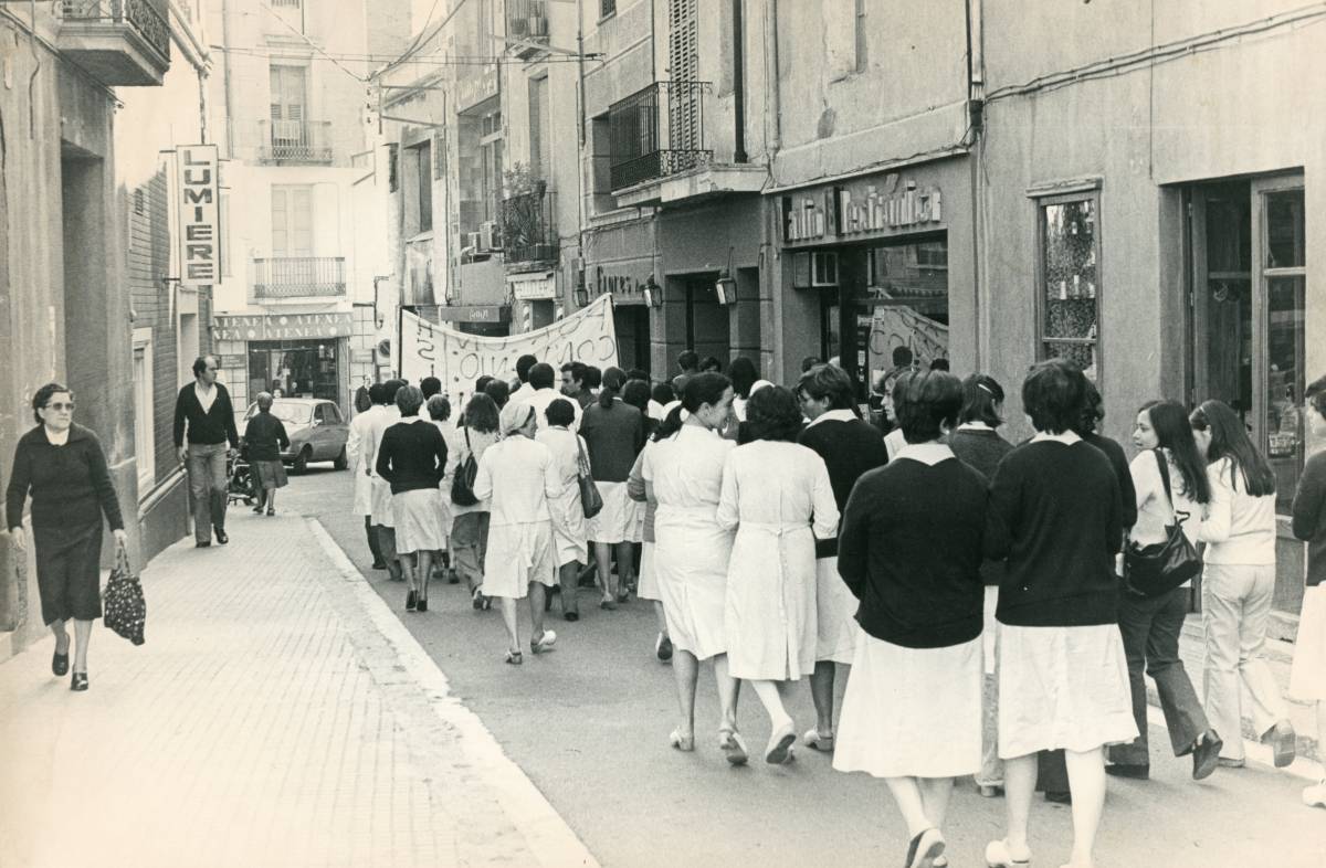 Una protesta plena de bates blanques